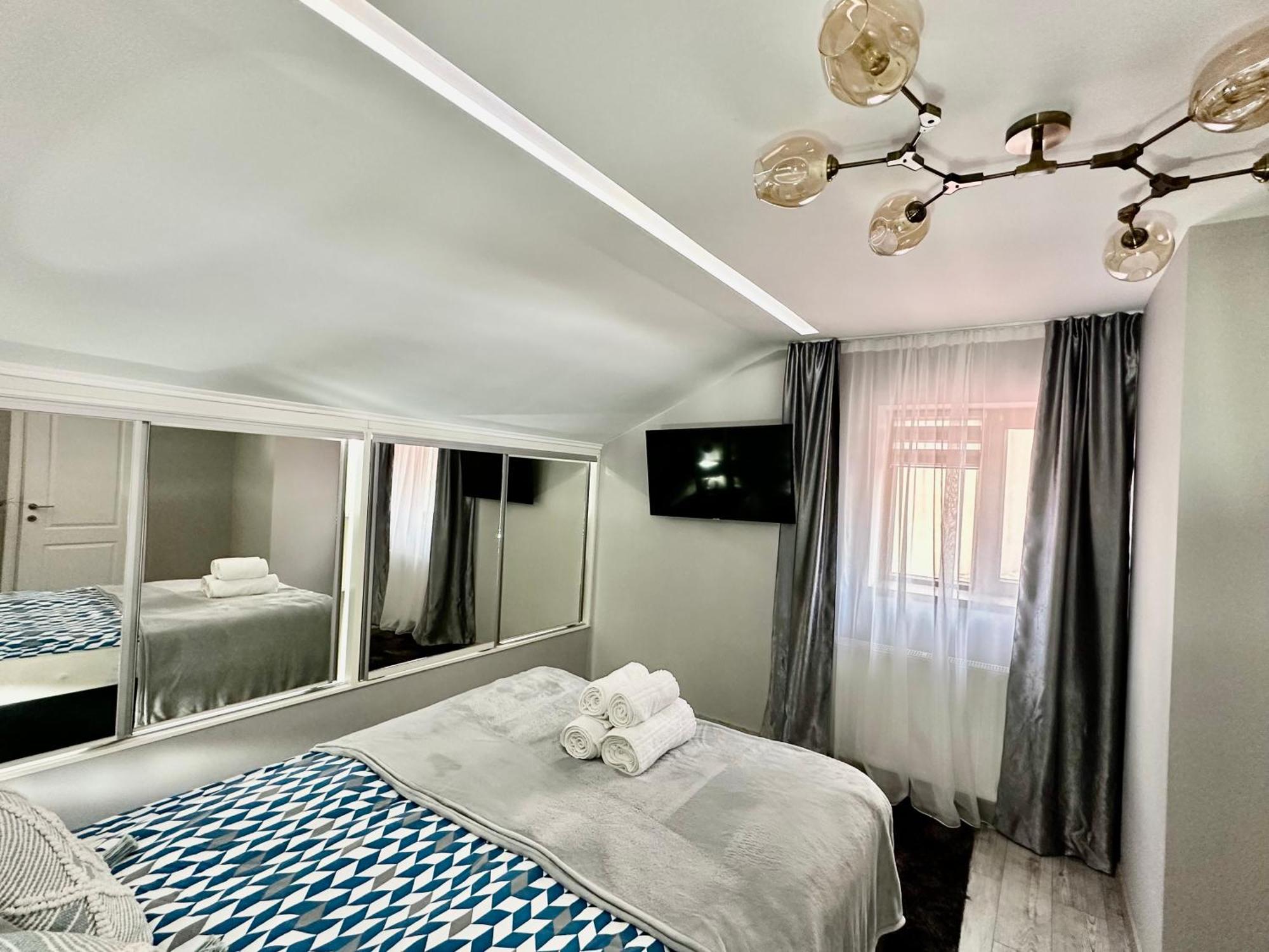 Deyinn Guest House Centrum Turda Exterior photo